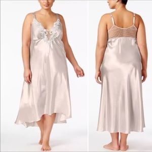 Flora Nikrooz L Stella satin and lace nightgown
